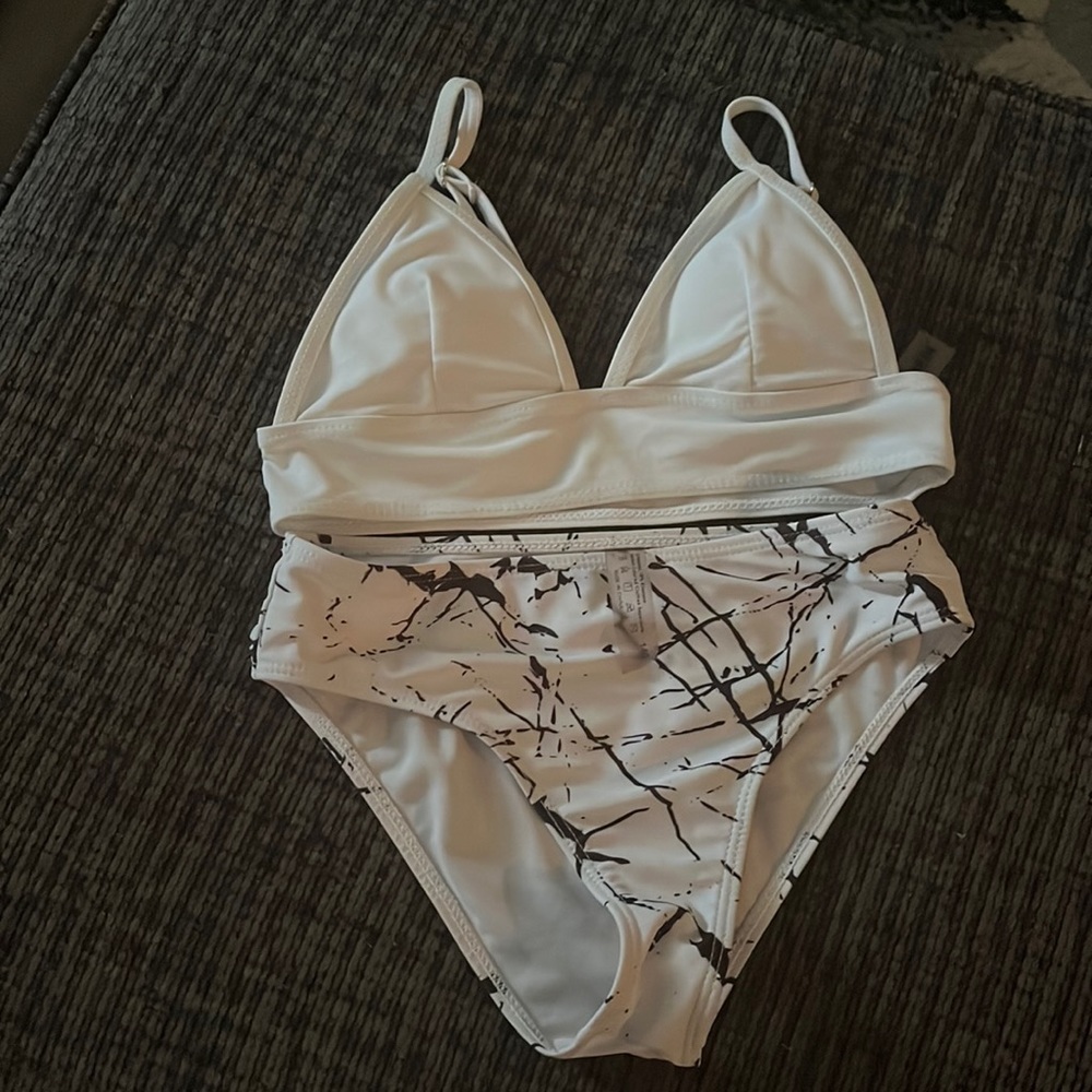 SHEIN swimsuit  (9-10)
